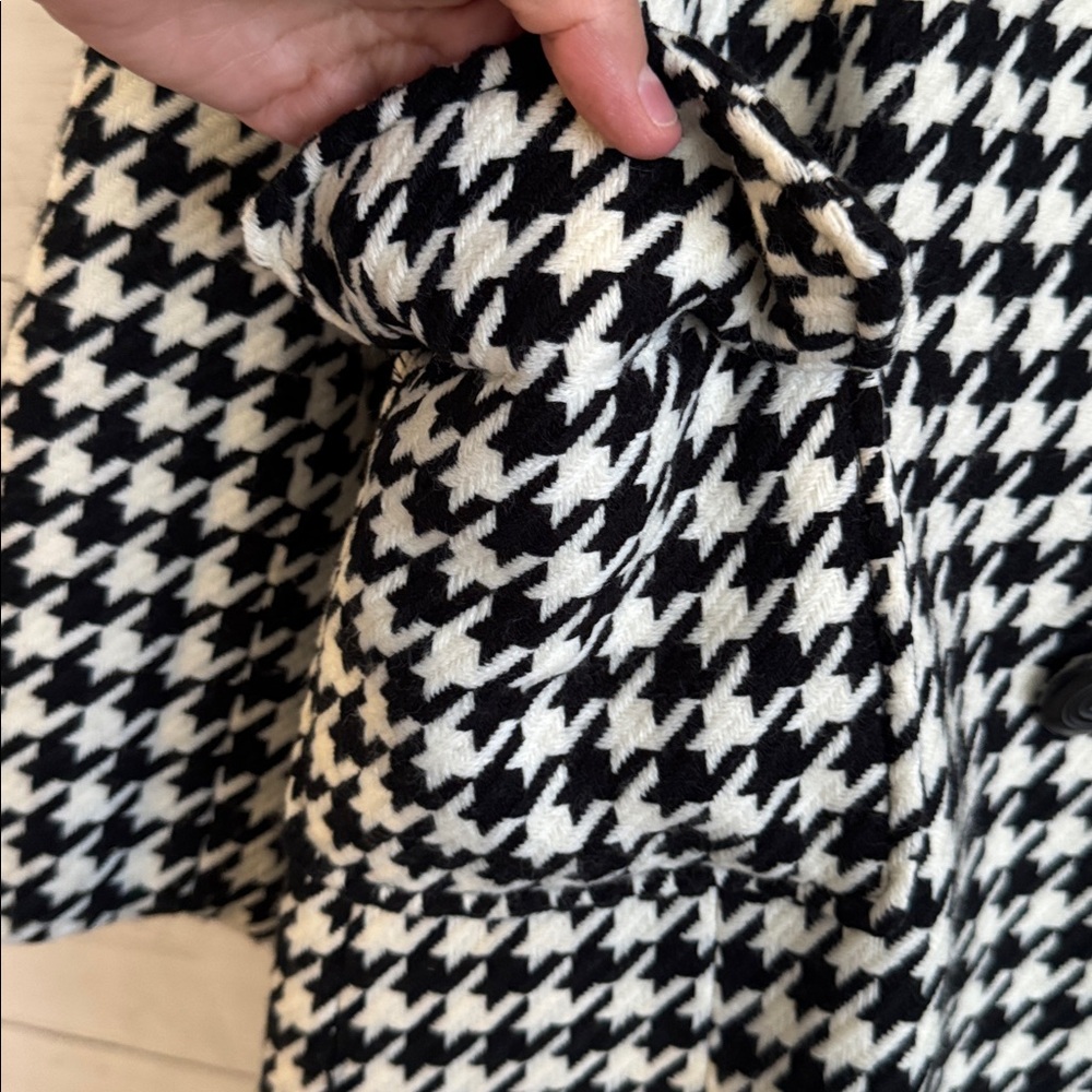Last Kiss Black and White Houndstooth Pea Coat | SIZE L - Picture 5 of 9